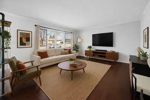 661 W St Aubin Dr, Addison, IL 60101 - Photo 10