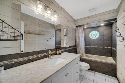 661 W Saint Aubin Drive, Addison, IL 60101 - Photo 18