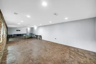 661 W St Aubin Dr, Addison, IL 60101 - Photo 22