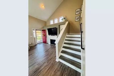 201 Grays Drive #201, Oswego, IL 60543 - Photo 6