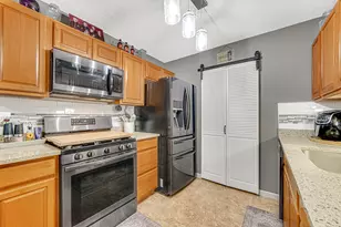 15348 Holly Ct, Oak Forest, IL 60452 - Photo 12