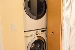 2933 N Clybourn Ave, Chicago, IL 60618 - Photo 10