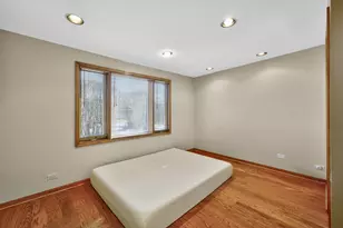 423 S Yale Ave, Addison, IL 60101 - Photo 20