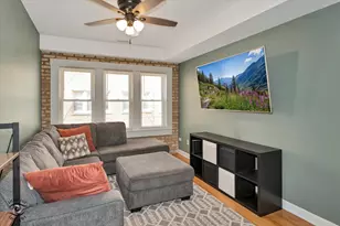 2537 Prairie Ave, Evanston, IL 60201 - Photo 6