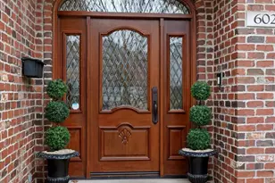 602 S Sunnyside Ave, Elmhurst, IL 60126 - Photo 2