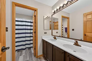 2575 Barnhart St, West Chicago, IL 60185 - Photo 26
