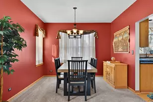 2575 Barnhart St, West Chicago, IL 60185 - Photo 10
