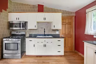 414 E Liberty St, Wauconda, IL 60084 - Photo 8