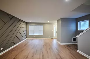 1506 E 72nd Pl, Chicago, IL 60619 - Photo 12