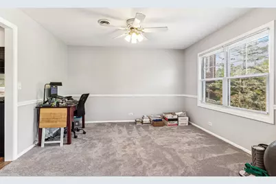 8951 Skokie Boulevard #3, Skokie, IL 60077 - Photo 6