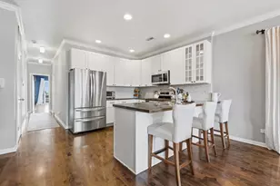 449 N Green St, Chicago, IL 60642 - Photo 8