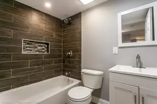 447 W 81st St, Chicago, IL 60620 - Photo 16