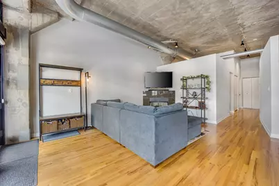 1111 W 15th Street #123, Chicago, IL 60608 - Photo 6