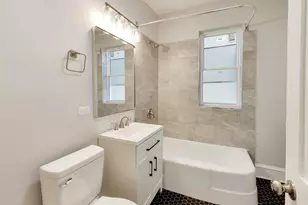 6115 N Hermitage Ave, Chicago, IL 60660 - Photo 10