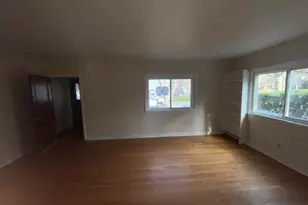 511 S Russell St, Champaign, IL 61821 - Photo 8