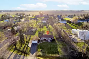 152 Holiday Dr, Somonauk, IL 60552 - Photo 4