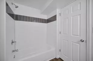 710 Union Ave, Romeoville, IL 60446 - Photo 22