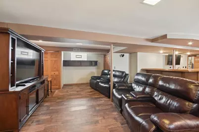 7944 Austin Avenue, Burbank, IL 60459 - Photo 10