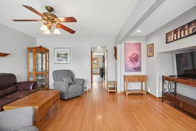 7944 Austin Avenue, Burbank, IL 60459 - Photo 2