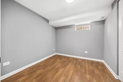 9740 S Prairie Avenue, Chicago, IL 60628 - Photo 14