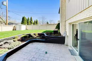 634 W Millers Rd, Des Plaines, IL 60016 - Photo 34