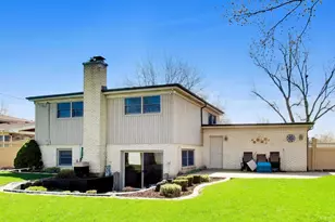 634 W Millers Rd, Des Plaines, IL 60016 - Photo 32