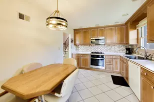 634 W Millers Rd, Des Plaines, IL 60016 - Photo 10
