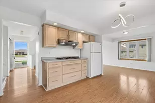 7546 Halesia Ct, Orland Park, IL 60462 - Photo 8