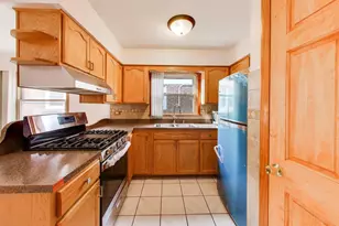 5854 S Mason Ave, Chicago, IL 60638 - Photo 6