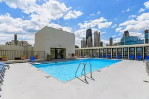 1 E Scott St, Chicago, IL 60610 - Photo 14