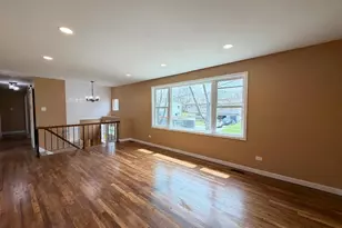 1817 218th Pl, Sauk Village, IL 60411 - Photo 2