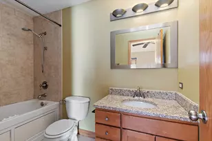 1273 Cranbrook Dr, Schaumburg, IL 60193 - Photo 14