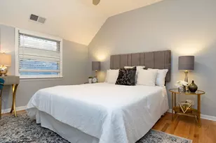 3729 N Clifton Ave, Chicago, IL 60613 - Photo 6