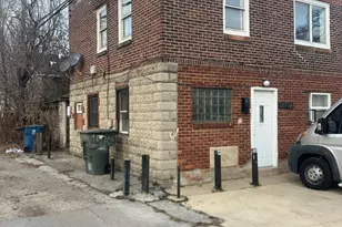 15704 Willard Ave, Harvey, IL 60426 - Photo 4