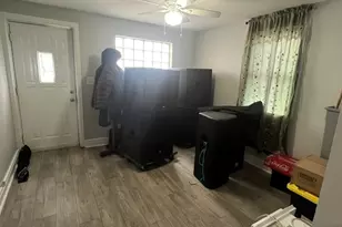 15704 Willard Ave, Harvey, IL 60426 - Photo 8