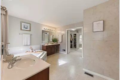 13005 Kensington Drive, Plainfield, IL 60585 - Photo 20