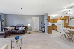 163 Hunt Club Dr, Saint Charles, IL 60174 - Photo 6