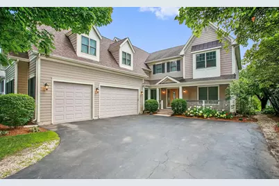 141 Walnut Street, Libertyville, IL 60048 - Photo 2