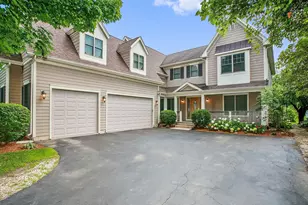 141 Walnut St, Libertyville, IL 60048 - Photo 2