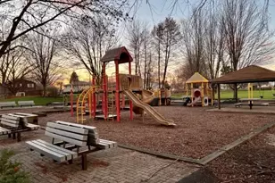 1004 N Greenfield Ln, Mount Prospect, IL 60056 - Photo 40