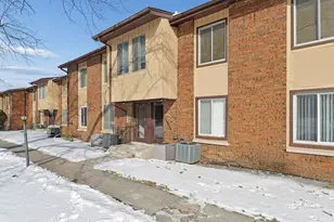 827 E 194th St, Glenwood, IL 60425 - Photo 14