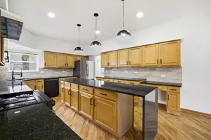 2812 Stuart Kaplan Ct, Aurora, IL 60503 - Photo 6