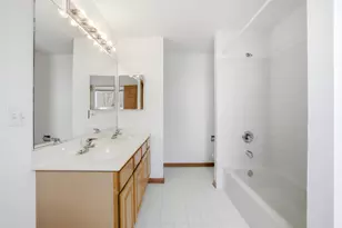 2812 Stuart Kaplan Ct, Aurora, IL 60503 - Photo 24