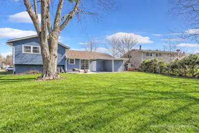 1560 Sheffield Drive, Elgin, IL 60123 - Photo 20