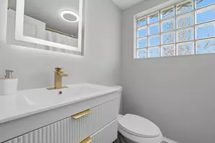 5301 S Menard Ave, Chicago, IL 60638 - Photo 14