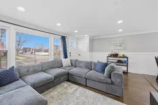 5301 S Menard Ave, Chicago, IL 60638 - Photo 4