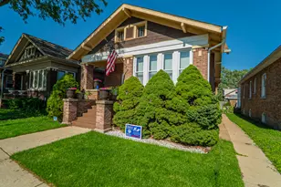 10613 S Ave F, Chicago, IL 60617 - Photo 2