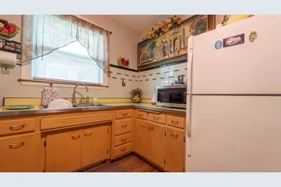 10613 S Avenue F, Chicago, IL 60617 - Photo 12