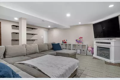 8100 Lorel Avenue, Burbank, IL 60459 - Photo 12