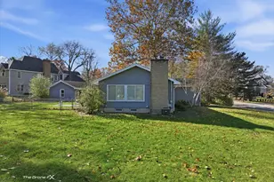 1519 Foothill Dr, Wheaton, IL 60189 - Photo 6